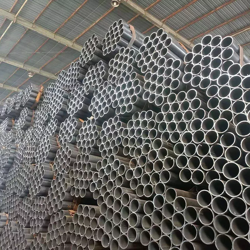 Fekete kör alakú cső